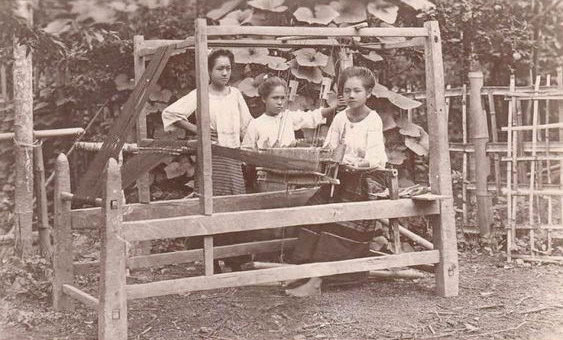 métier à tisser Thaïlande année 1900