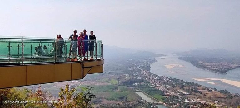 Skywalk Nong Khai