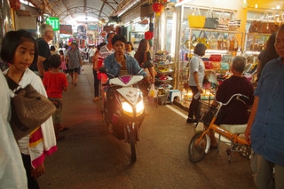 Tha Sadet Market Nong Khai