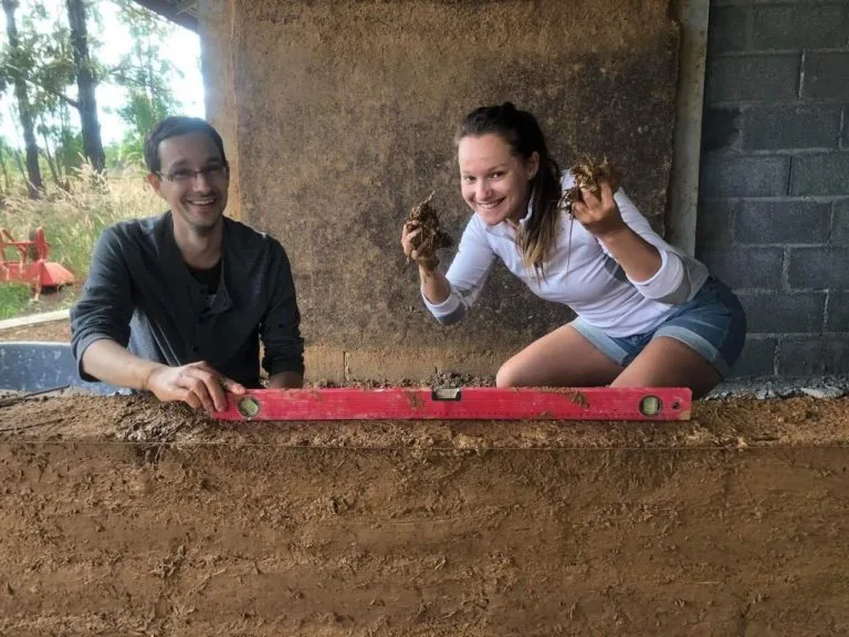 Construction avec briques adobe