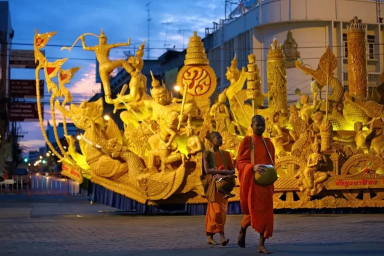 Festival des bougie de Ubon Ratchthani en Thailande