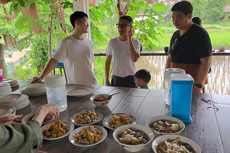 Cours de cuisine à la Suwan Organic Farmstay
