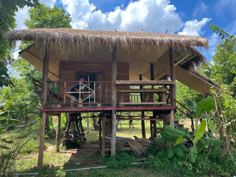 Nos bungalows Isan en bois, une ambiance chaleureuse et dépaysante