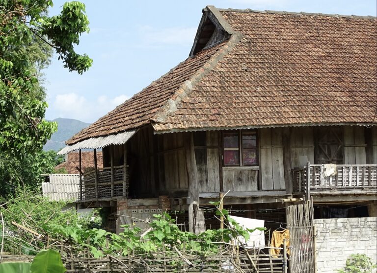 Maison Tai Dam, Chiang Khan