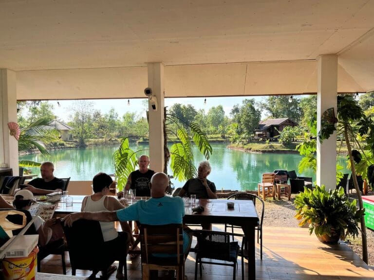Un cadre enchanteur pour manger en toute convivialité
