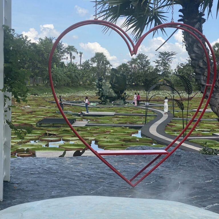 Le Nong Khai Giant Lotus Park est un lieu naturel remarquable